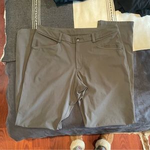 Lululemon men’s ABC pants, charcoal 36